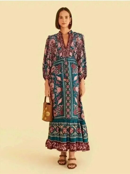 FARM Rio Dresses & Skirts - FARM Rio Seashell Tapestry Maxi Dress